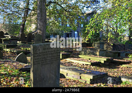 Bronte Parsonage Museum im Herbst, Haworth, Yorkshire Stockfoto