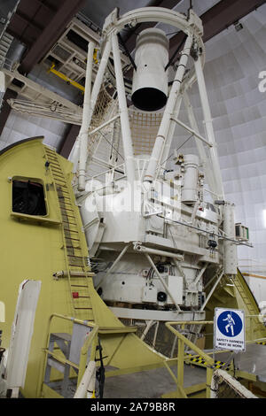 Anglo Australian Telescope (AAT) in Siding Spring Observatorium - Mt Woorut in der Nähe von Coonabarabran, New South Wales, Australien Stockfoto