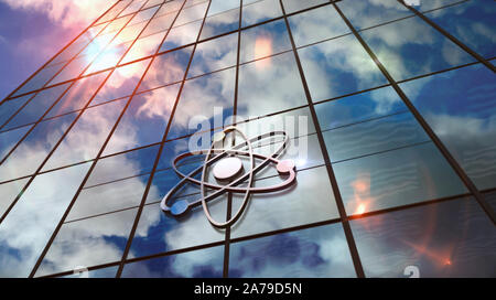 Atom Energie Symbol auf Gebäude aus Glas. Gespiegelter Himmel und Stadt auf moderne Fassade. Wissenschaft, Technologie und Atomindustrie center Konzept 3D renderi Stockfoto