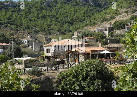 Doğanbey Village ist ein Teil der Geographie, bewohnt von den Philosophen und Mathematiker der Antike geprägt Welt Geschichte, Architektur und Stockfoto