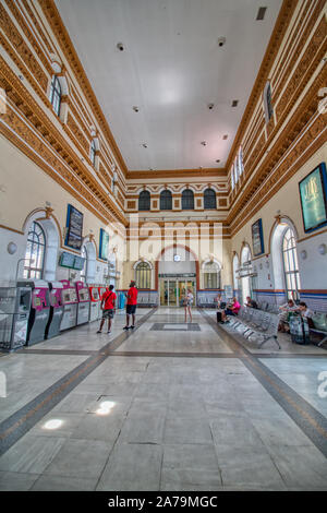 Jerez de la Frontera, Cadiz, Spanien - 23. Juni 2019: Blick auf den Bahnhof von Jerez de la Frontera, Cadiz, Spanien Stockfoto