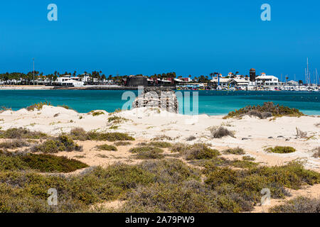 Caleta de Fuste. Ein Ferienort auf Fuerteventura, eine der Kanarischen Inseln Stockfoto