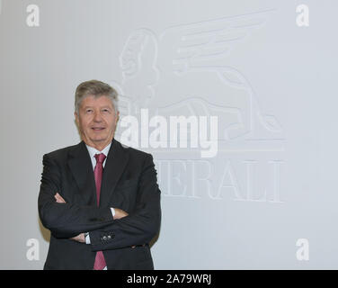 Mailand, Italien. 31 Okt, 2019. Mailand, Torre Generali Präsentation des zwanzigsten Ausgabe der Generali Milano Marathon in der Foto: Gabriele Galateri di Genola Präsident der Assicurazioni Generali Credit: Unabhängige Fotoagentur/Alamy leben Nachrichten Stockfoto