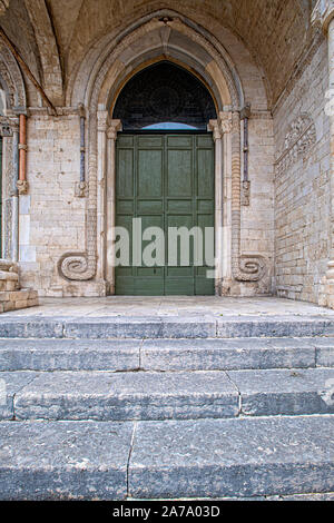 Italia Marche Osimo Kathedrale San Leopardo | Italien Marche Osimo Kathedrale San Leopardo Stockfoto