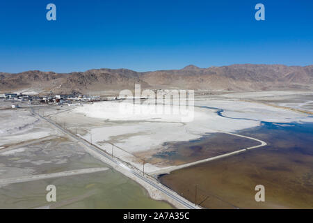 Luftaufnahmen von Searles Lake, Trona, Kalifornien Mine Stockfoto