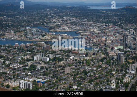 Eine Luftaufnahme der Park gefüllt Stadt Victoria, Britisch-Kolumbien, Kanada auf Vancouver Island. Stockfoto