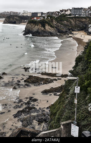 Porthleven ist eine Stadt, Gemeinde und Fischerhafen in der Nähe von Helston in Cornwall, England. Stockfoto