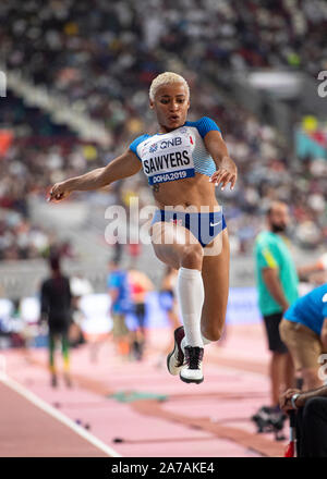 DOHA - Katar OKT 5: Jazmin Säger von Großbritannien & NI konkurrieren im Weitsprung Qualifikation an Tag 9 der 17. IAAF World Athletics Cham Stockfoto