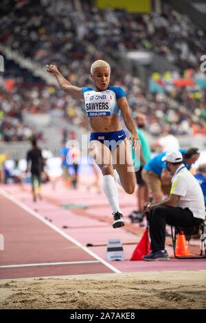 DOHA - Katar OKT 5: Jazmin Säger von Großbritannien & NI konkurrieren im Weitsprung Qualifikation an Tag 9 der 17. IAAF World Athletics Cham Stockfoto