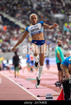 DOHA - Katar OKT 5: Jazmin Säger von Großbritannien & NI konkurrieren im Weitsprung Qualifikation an Tag 9 der 17. IAAF World Athletics Cham Stockfoto