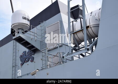 HMS Medway Inbetriebnahme Zeremonie im Chatham Werft wurde durch das Schiff Sponsor, Lady Fallon und Herr West besucht. Stockfoto