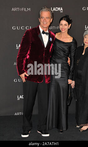 LOS ANGELES, Ca - NOVEMBER 1, 2014: Bobby Shriver & Frau Malissa Shriver 2014 LACMA Kunst+Film Gala im Los Angeles County Museum of Art © 2014 Paul Smith/Featureflash Stockfoto