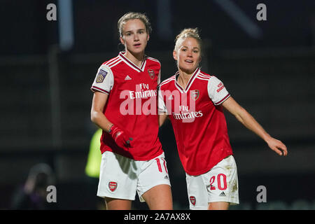 Portsmouth, England - 31. Oktober: Vivianne Miedema und Leonie Maier von Arsenal ihr Ziel Feiern während der UEFA Champions League Spiel zwischen Arsenal Frauen vs SK Slavia Praha Frauen an der Wiese Park am 31 Oktober, 2019 in Leeds, England (Foto von Daniela Porcelli/SPP) Credit: SPP Sport Presse Foto. /Alamy leben Nachrichten Stockfoto