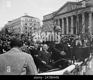 Franklin D. Roosevelt am Podium. Washington, D.C., Ca. April 1936 Stockfoto