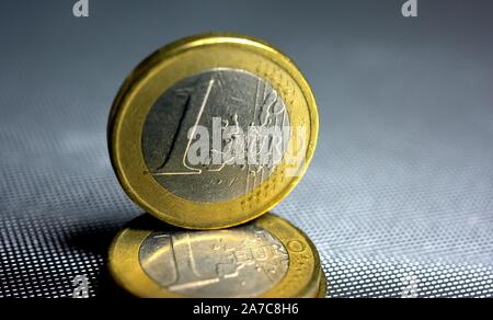 Euro Münze aufrecht Stockfoto