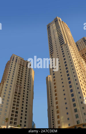 Dubai, VEREINIGTE ARABISCHE EMIRATE Dezember 25/2018 Dubai Hotels am Sommer, der Tag. Stockfoto