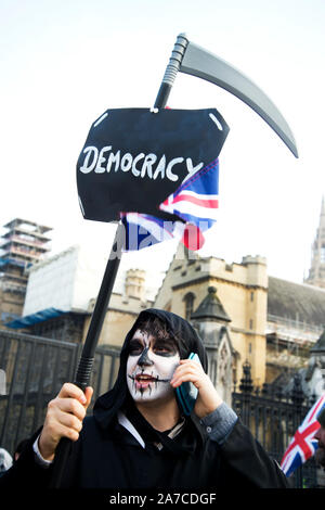 Protest gegen die Häuser des Parlaments von Anhängern der Brexit am 31.10.2019, Halloween, der Tag, Boris Johnson Großbritannien wollte die EU zu verlassen. Die Stockfoto