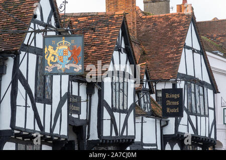 Kings Arms Hotel auf der Hohe Straße in Amersham Altstadt, Buckinghamshire, Großbritannien Stockfoto
