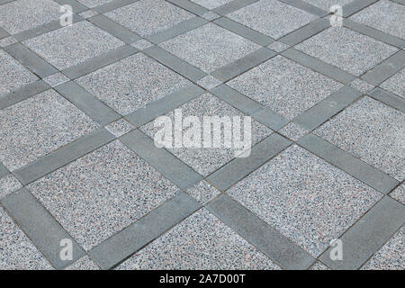 Diagonalen grauen diamind stellte square Pflaster in verschiedenen Größen, Ansicht von oben. Außendesign ebnet Fliese Hintergrund. Stockfoto
