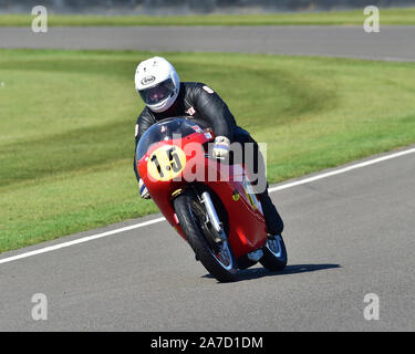 Alex George, Derek Bunning, Matchless G50, Barry Sheene Memorial Trophy, Goodwood Revival 2019, September 2019, Rundstrecke, Classic, Wettbewerb, Stockfoto