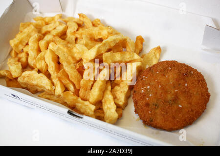 Allgemeine Ansichten von Harry's Fish and Chip Shop in Chichester, West Sussex, UK. Stockfoto