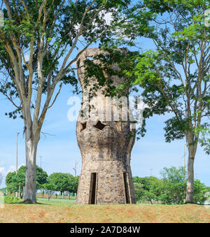 Campo Grande-MS, Brasilien - 30. Oktober 2019: Zarabatana indigenen Monument im Park der Nationen, Einheimische. Touristische Ort. Stockfoto