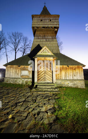 Holz- Kirche St. Martin in Grywald. Grywald, Kleinpolen, Polen. Stockfoto