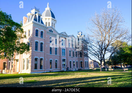 Der Presidio County Courthouse ist eines der bekanntesten Sehenswürdigkeiten in der Stadt von Marfa in West Texas Stockfoto