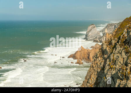 Meerblick über den Klippen von Cabo da Roca Sintra Portugal westlichsten Punkt des kontinentalen Europa Stockfoto