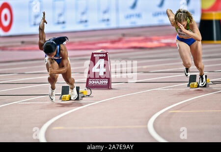 Dezerea Bryant (USA), Maja Mihalinec (Slowenien). 200 m Halbfinale. IAAF Leichtathletik WM, Doha 2019 Stockfoto