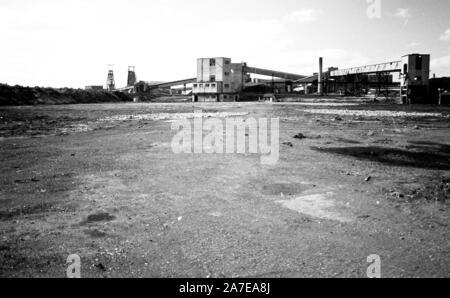 Eine Zeche der Dearne Valley, South Yorkshire in 1983. Das Bergwerk (zusammen mit allen anderen Zechen im Vereinigten Königreich) hat seit dem geschlossen worden. Stockfoto