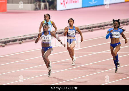 Dina Asher-Smith (Großbritannien, Gold). Brittany Braun (USA, Silber), Dezerea Bryant (USA), Tynia Gaither (Bahamas). 200 m Finale. IAAF Leichtathletik WM, Doha 2019 Stockfoto