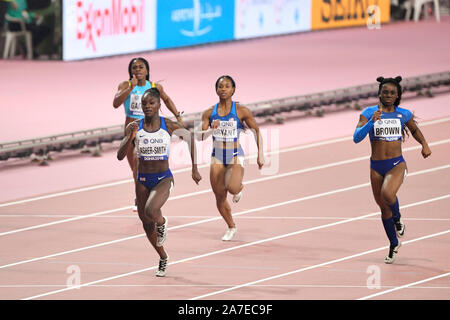 Dina Asher-Smith (Großbritannien, Gold). Brittany Braun (USA, Silber), Dezerea Bryant (USA), Tynia Gaither (Bahamas). 200 m Finale. IAAF Leichtathletik WM, Doha 2019 Stockfoto