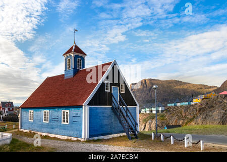 Rückansicht des Bethel Blaue Kirche 1775 in Sisimiut entfernt. Stockfoto