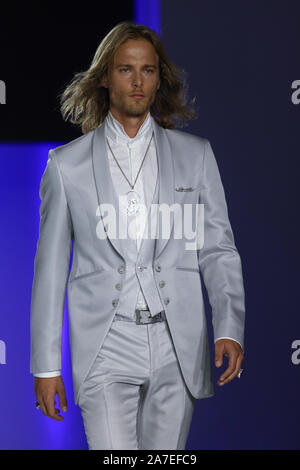 Carlo Pignatelli fashion show in Tutto sposi in Napoli. (Foto von Francesco Cigliano/Pacific Press) Stockfoto