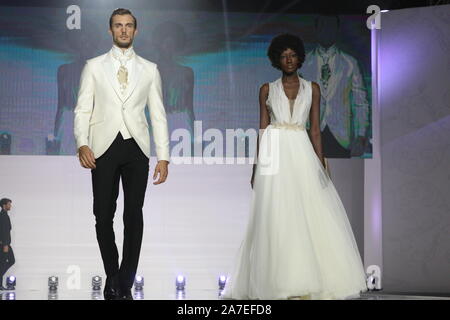 Carlo Pignatelli fashion show in Tutto sposi in Napoli. (Foto von Francesco Cigliano/Pacific Press) Stockfoto