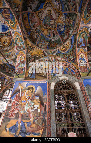 Religiöse Fresken an der Abhandlungen aus der Bibel, der Kirche an der Wand in Rila Kloster gemalt, Bulgarien Stockfoto