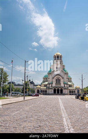 Sofia, Bulgarien - 25. Juni 2019: Fassade der Kirche von St. Alexander in Sofia Stockfoto