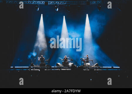 Turin, Italien. 02 Nov, 2019. Der englische Produzent, Sänger und Songwriter James Blake live auf der Bühne im Club Club Festival 2019. (Foto von Alessandro Bosio/Pacific Press) Quelle: Pacific Press Agency/Alamy leben Nachrichten Stockfoto