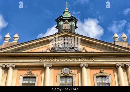 Stockholm, Schweden - August 09, 2019: Fassade der Schwedischen Akademie (Svenska postsekundarebene) und Nobel Museum in Stockholm. Stockfoto