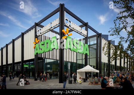 Northwich Chesire Markt Stadt modern Barons Quay Shopping Centre mit großen ASDA Superstore Stockfoto