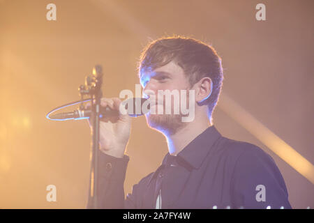 Turin, Italien. 02 Nov, 2019. Englisch Produzent James Blake führt live in Turin. (Foto von Daniele Baldi/Pacific Press) Quelle: Pacific Press Agency/Alamy leben Nachrichten Stockfoto