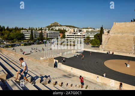 Athen, die Hauptstadt Griechenlands Die Panathenaic Kallimarmaro Stadion oder eine der wichtigsten historischen Sehenswürdigkeiten von Athen, es ist das einzige Stadion der Welt Stockfoto