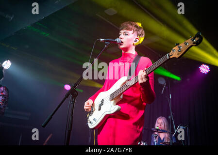 Manchester, Großbritannien. 01.November 2019. Honeyblood am Manchester Academy 3 auf der im normalen Anblick UK Tour, Manchester 2019-11-01 durchführen Stockfoto