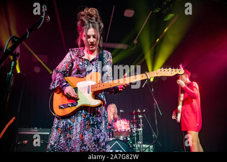 Manchester, Großbritannien. 01.November 2019. Honeyblood am Manchester Academy 3 auf der im normalen Anblick UK Tour, Manchester 2019-11-01 durchführen Stockfoto