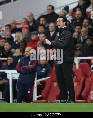 London, Großbritannien. 02 Nov, 2019. Unai Emery (Arsenal manager) im Arsenal v Wolverhampton Wanderers Premier League Spiel im Emirates Stadium, UK am 2. November 2019. ** Nur die redaktionelle Nutzung, eine Lizenz für die gewerbliche Nutzung erforderlich. Keine Verwendung in Wetten, Spiele oder einer einzelnen Verein/Liga/player Publikationen ** Quelle: Paul Marriott/Alamy leben Nachrichten Stockfoto