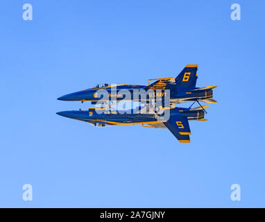 Blue Angels F-18 Hornissen gestapelt Stockfoto