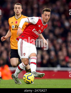 Mesut Ozil von Arsenal in der Premier League match Im Emirates Stadium, London. Stockfoto