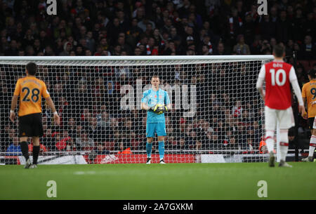 London, Großbritannien. 02 Nov, 2019. Bernd Leno (A) im Arsenal v Wolverhampton Wanderers Premier League Spiel im Emirates Stadium, UK am 2. November 2019. ** Nur die redaktionelle Nutzung, eine Lizenz für die gewerbliche Nutzung erforderlich. Keine Verwendung in Wetten, Spiele oder einer einzelnen Verein/Liga/player Publikationen ** Quelle: Paul Marriott/Alamy leben Nachrichten Stockfoto