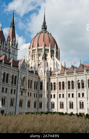Architektonische Details der Ungarischen Parlament. Stockfoto